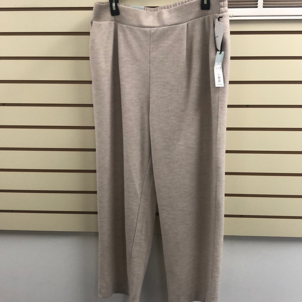 Straight leg sweatpants